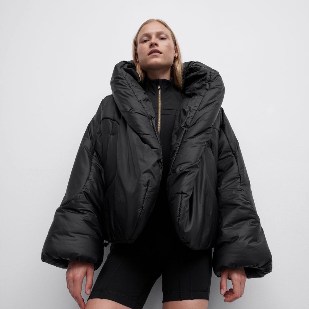 NWT Lululemon Hooded Insulated Wrap Bomber Jacket size 6